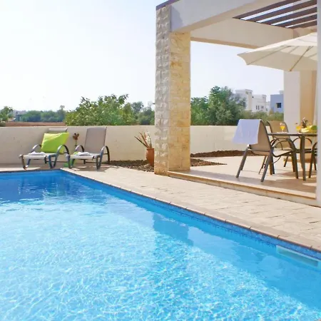 Villa Peora28 *